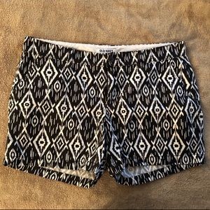 Women’s Old Navy Black and White Shorts